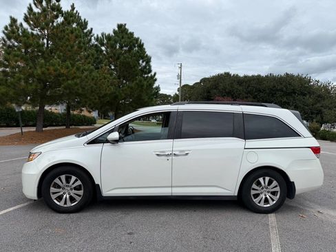 Used 2014 Honda Odyssey EX-L image 2