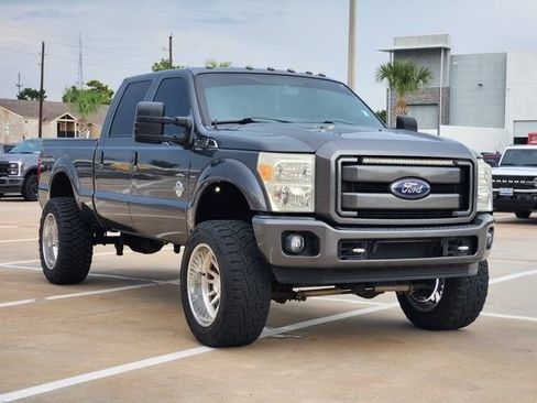 Used 2015 Ford F250 Lariat w/ Lariat Ultimate Package AWD/4WD image 3