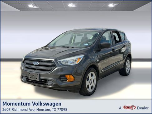 Used 2017 Ford Escape S image 1