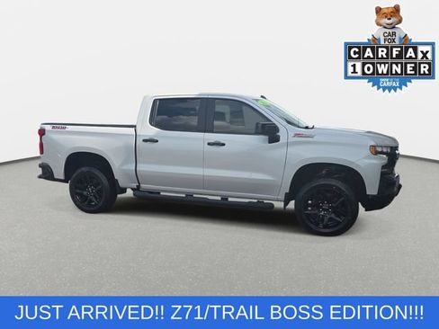 Used 2021 Chevrolet Silverado 1500 LT Trail Boss w/ Convenience Package II AWD/4WD image 4