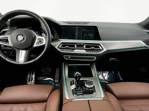 Used 2023 BMW X5 xDrive40i w/ M Sport Package AWD/4WD image 7