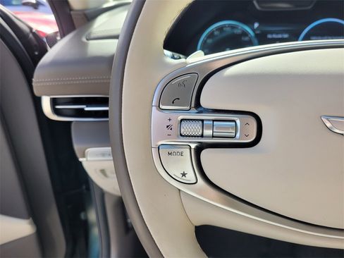 Used 2023 Genesis GV80 3.5T w/ Prestige Matte Package image 32