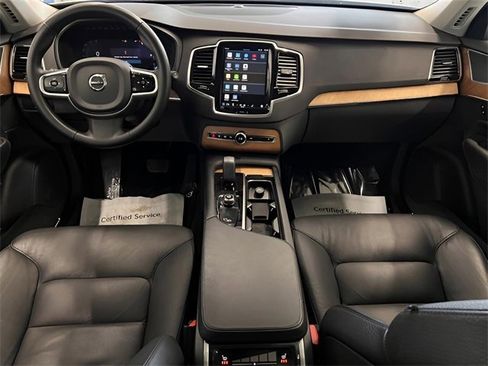 Used 2024 Volvo XC90 B5 Plus image 23