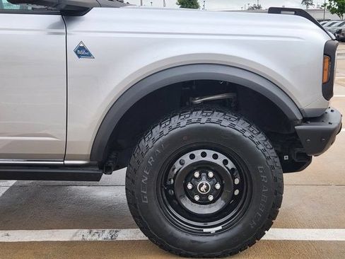 Used 2022 Ford Bronco Black Diamond AWD/4WD image 8