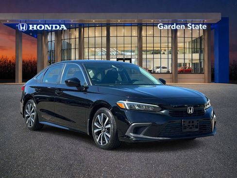 Used 2023 Honda Civic EX image 2