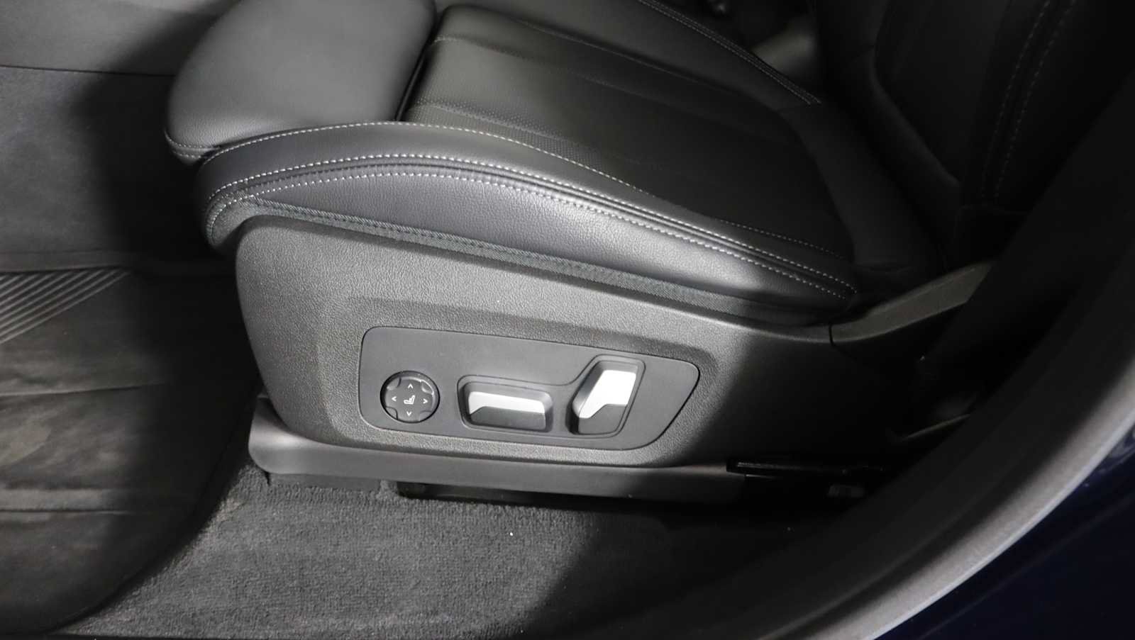 Used 2024 BMW X3 xDrive30i w/ Premium Package AWD/4WD image 20