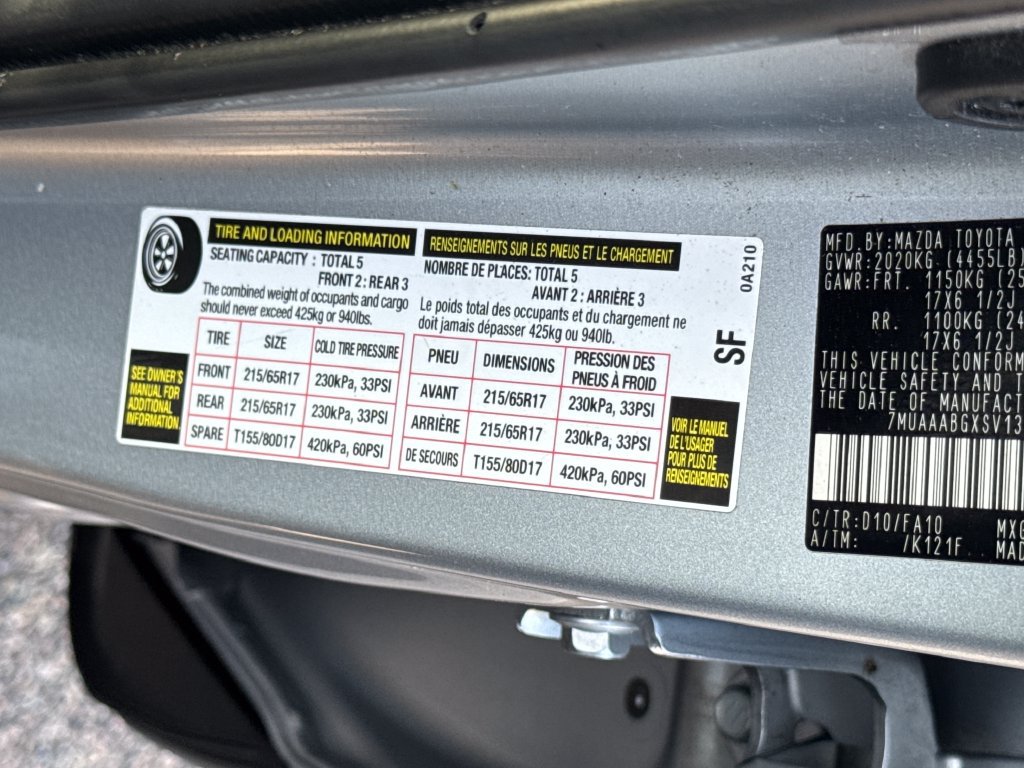 Used 2025 Toyota Corolla Cross L AWD/4WD image 48