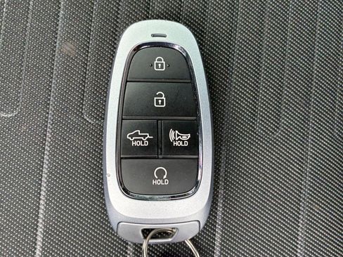 Used 2022 Hyundai Santa Cruz SEL Premium AWD/4WD image 30
