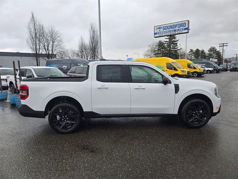 New 2026 Ford Maverick Lariat w/ Black Appearance Package image 4