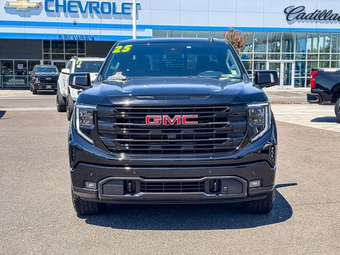 Certified 2025 GMC Sierra 1500 Elevation AWD/4WD image 6