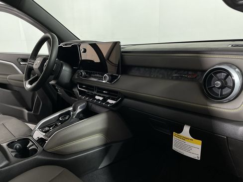 New 2026 Chevrolet Colorado ZR2 w/ Technology Package image 87