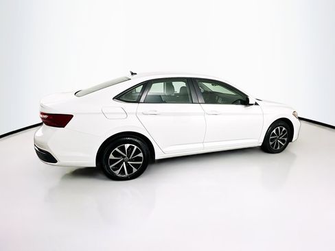 Used 2024 Volkswagen Jetta S image 10