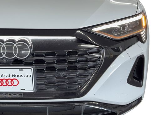 Certified 2024 Audi Q8 e-tron Prestige w/ Prestige Package image 11