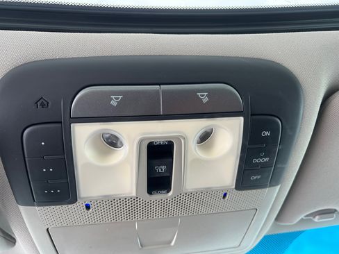 Used 2012 Acura TL SH-AWD image 37