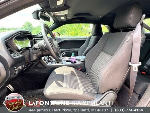 Used 2017 Dodge Challenger R/T w/ Cold Weather Group RWD image 10