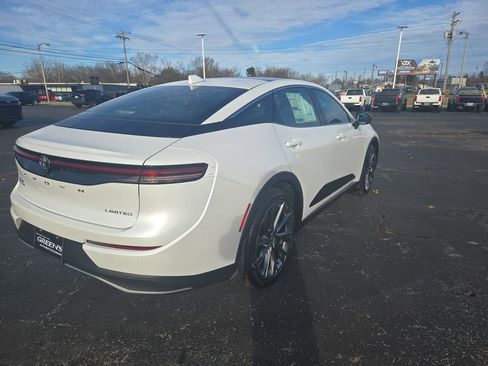 New 2026 Toyota Crown Limited image 7