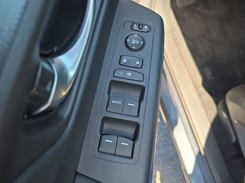 Certified 2025 Honda CR-V LX image 14