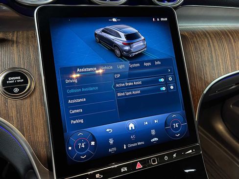 Certified 2025 Mercedes-Benz GLC 300 4MATIC image 38