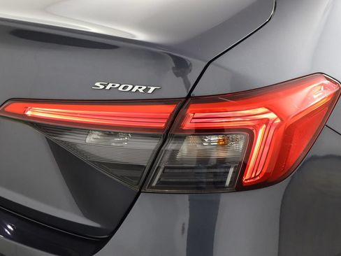 Used 2022 Honda Civic Sport image 35