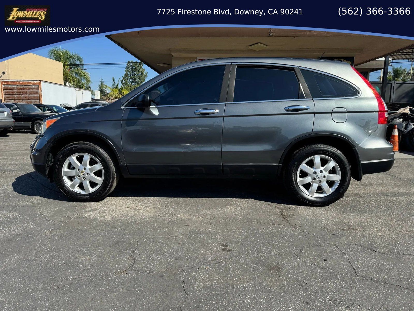 Used 2011 Honda CR-V LX image 1