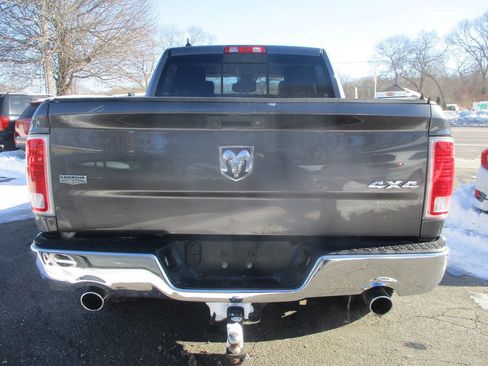 Used 2016 RAM 1500 Laramie w/ Convenience Group image 3