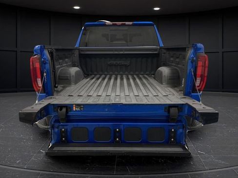 Used 2023 GMC Sierra 1500 AT4 w/ Technology Package image 17