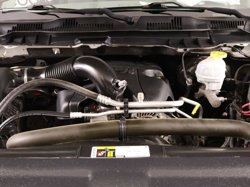 Used 2018 RAM 1500 Tradesman w/ Popular Equipment Group AWD/4WD image 18