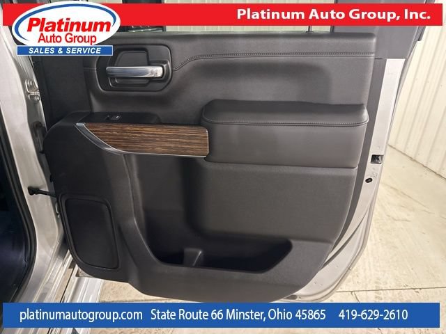 Used 2022 Chevrolet Silverado 2500 High Country w/ Technology Package AWD/4WD image 35