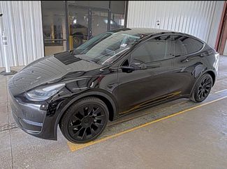 Used 2020 Tesla Model Y Long Range video 1