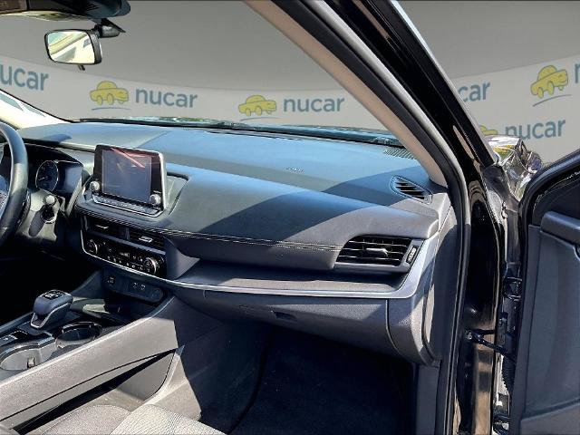 Certified 2024 Nissan Rogue SV AWD/4WD image 13