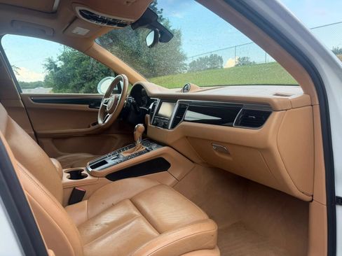 Used 2015 Porsche Macan S w/ Premium Package Plus AWD/4WD image 18