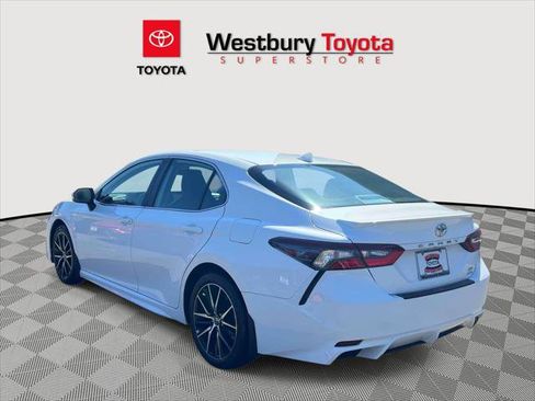 Certified 2023 Toyota Camry SE AWD/4WD image 9