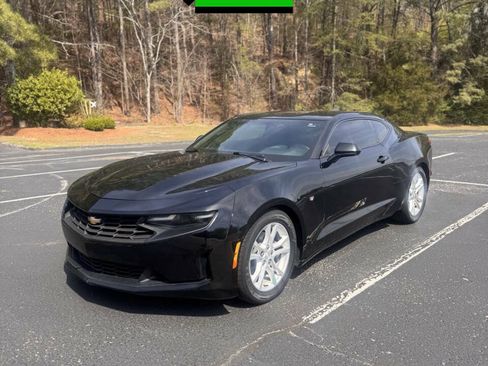 Used 2020 Chevrolet Camaro LT RWD image 1