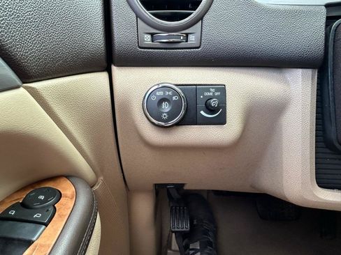 Used 2012 Buick Enclave Leather w/ Trailering Provision Package AWD/4WD image 26