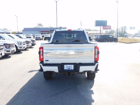 New 2026 Ford F250 Platinum w/ Platinum Plus Package image 6