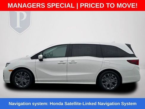 Used 2025 Honda Odyssey Touring image 11