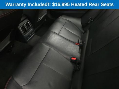 Used 2017 BMW 330i xDrive Sedan AWD/4WD image 11