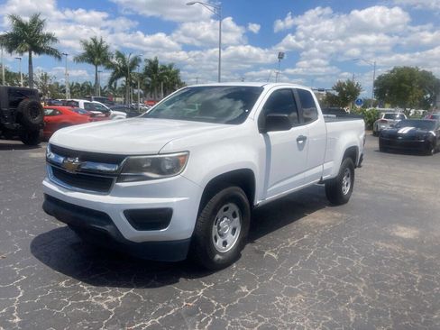 Used 2016 Chevrolet Colorado W/T image 4
