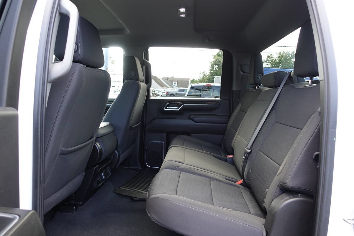 Used 2024 GMC Sierra 3500 SLE AWD/4WD image 21