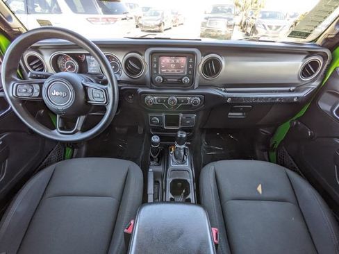 Used 2018 Jeep Wrangler Unlimited Sport image 16