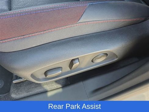 Used 2025 Chevrolet Equinox RS w/ Safety and Technology Package image 19