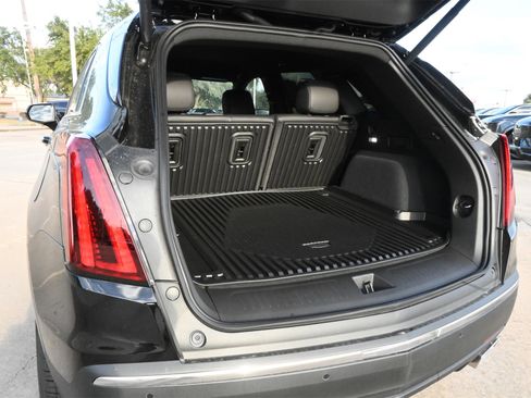 New 2026 Cadillac XT5 Luxury w/ LPO, Floor Liner Package image 23