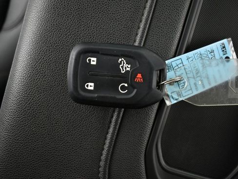 Used 2021 Chevrolet Silverado 2500 LTZ w/ LTZ Plus Package image 41