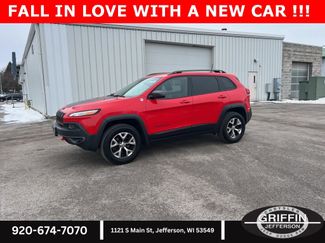 Used 2017 Jeep Cherokee Trailhawk w/ Cold Weather Group video 1