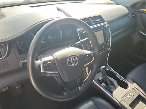 Used 2015 Toyota Camry XLE FWD image 24