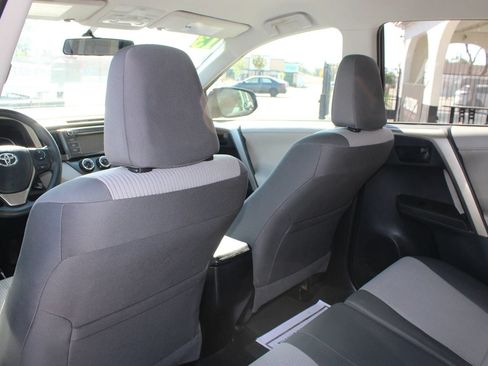 Used 2013 Toyota RAV4 LE FWD image 19