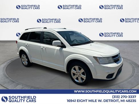 Used 2011 Dodge Journey SXT w/ Trailer Tow Prep Group FWD image 1