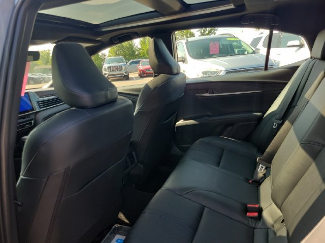 Used 2026 Toyota Camry XSE FWD image 28