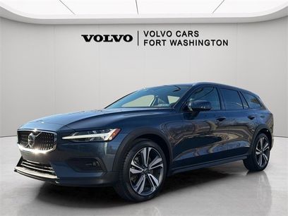 Certified 2025 Volvo V60 B5 Cross Country Plus