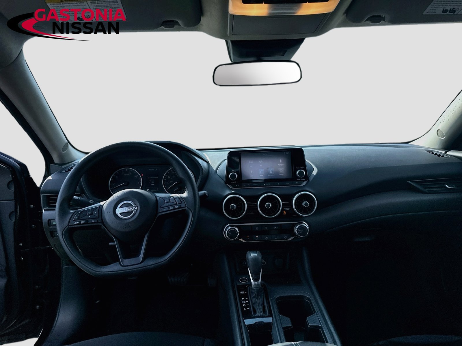 Used 2025 Nissan Sentra S FWD image 29